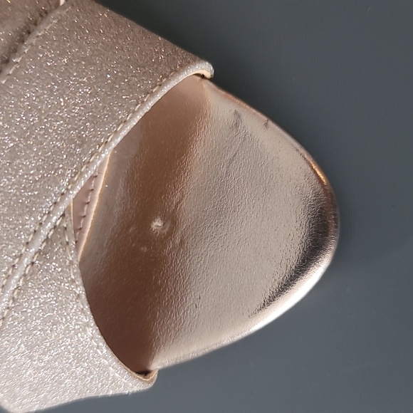 NINA Princess Gold Peep Toe Heels - Picture 2 of 13